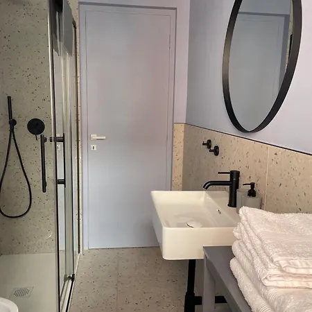 Sogno Dispari Portanuova Bed & Breakfast *